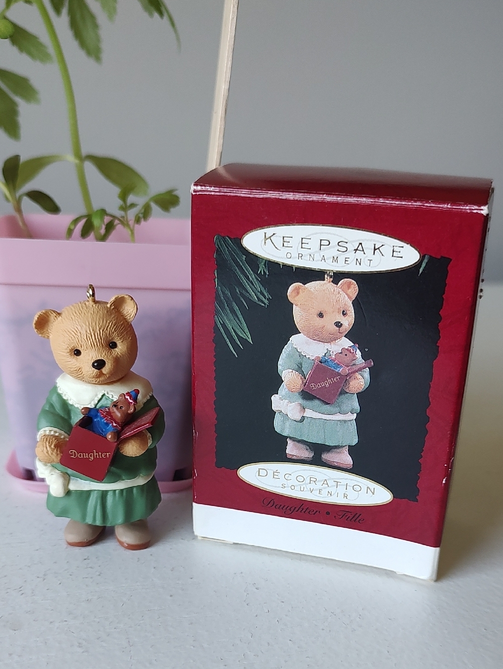© 1996 Hallmark Daughter Keepsake Ornament In Original Box